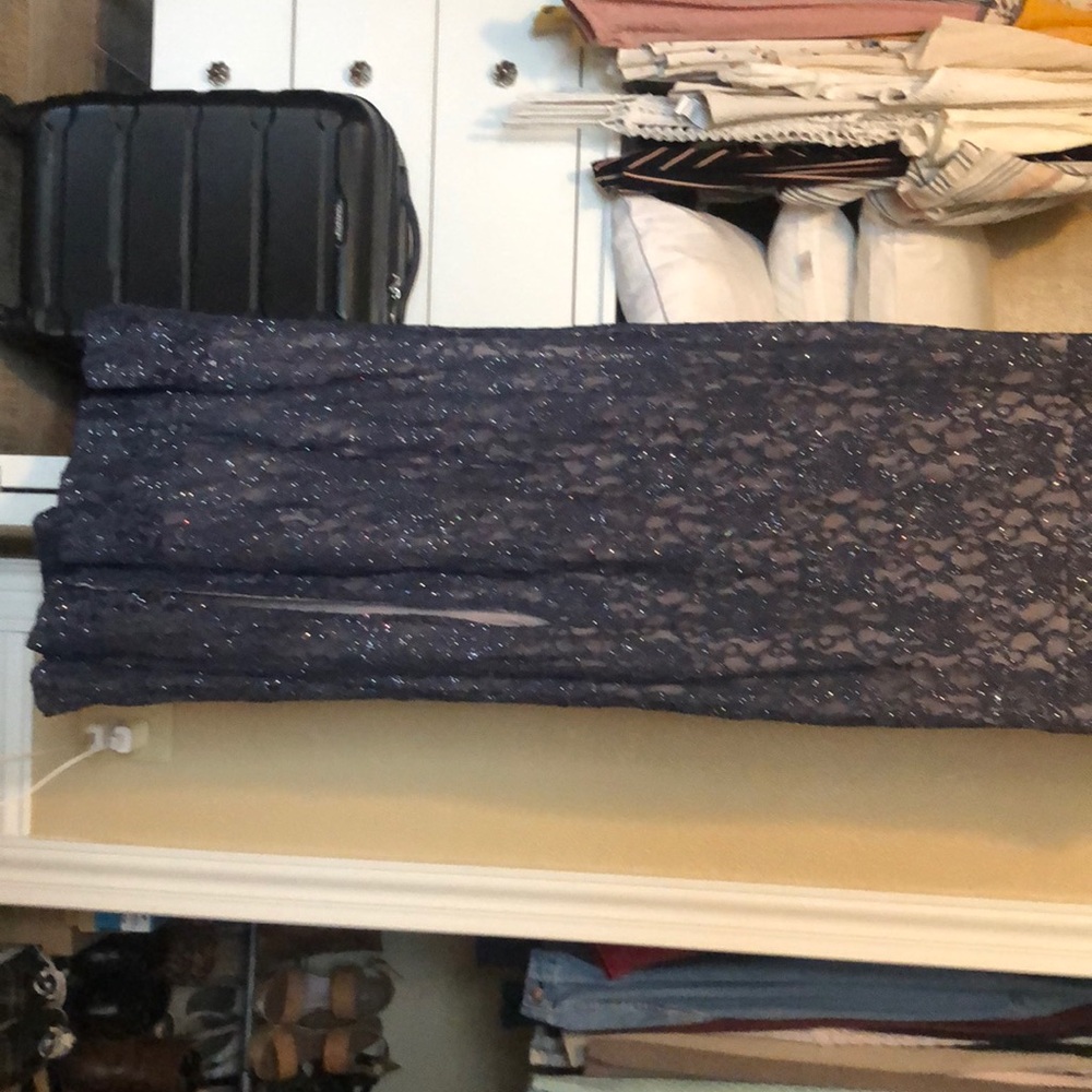 Beautiful brides maid dress. Worn once in 2018. - Picture 6 of 6